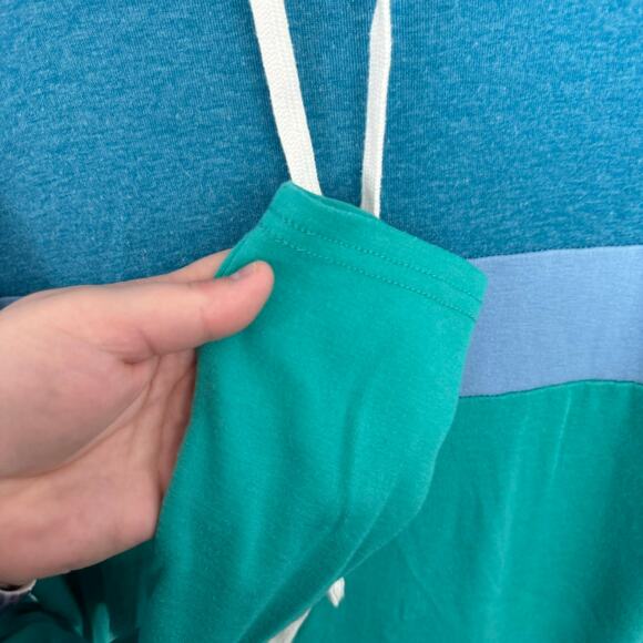 Dbtanjy Mediumweight Pullover Hoodie Top Size Large Colorblock Blue & Green - Picture 3 of 9